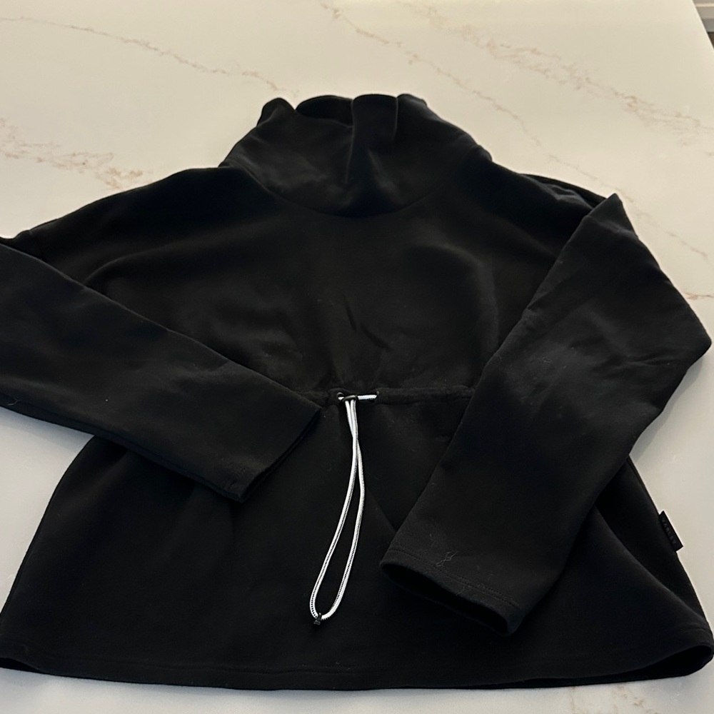 Varley Black Tech atheisure sweatshirt top with Drawstring